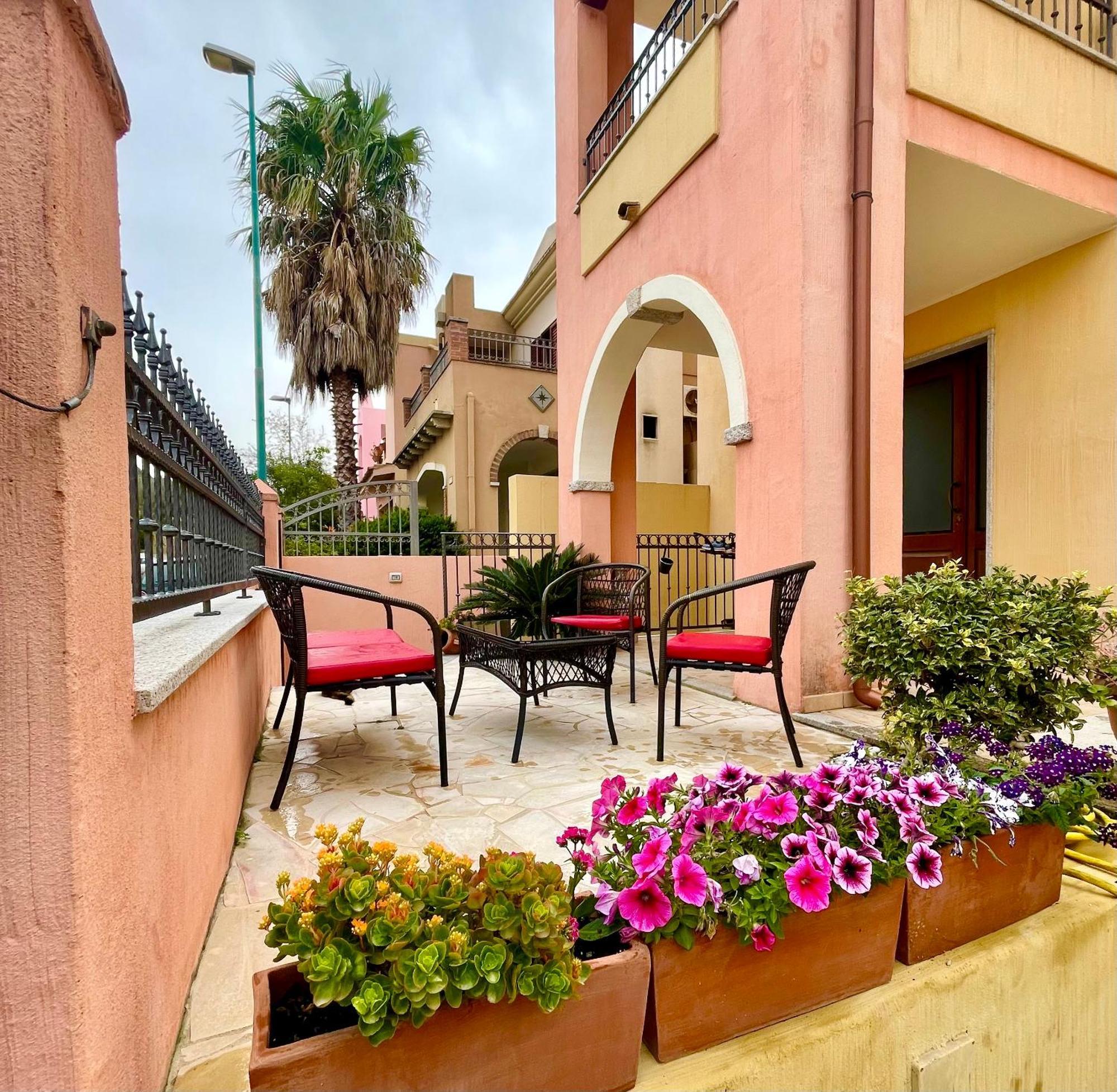 Appartamento Picasso Villasimius Exteriör bild